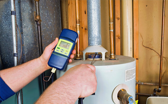 https://wangarahotwater.com.au/uploads/2025/06/hot-water-servicing-37677.jpg