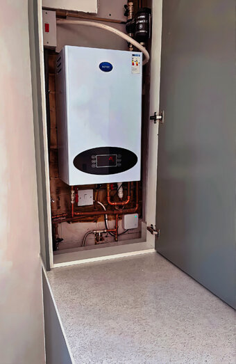 https://wangarahotwater.com.au/uploads/2025/06/instant-hot-water-systems-44293.jpg